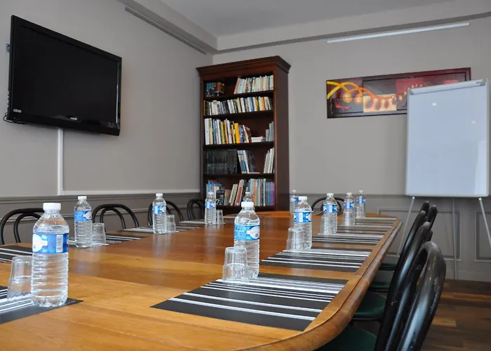 Hôtel accueillant les animaux: Detective Hotel